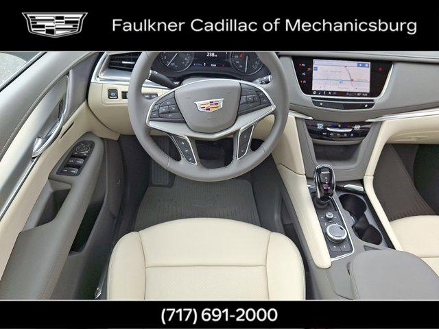 2025 Cadillac XT5 AWD Premium Luxury