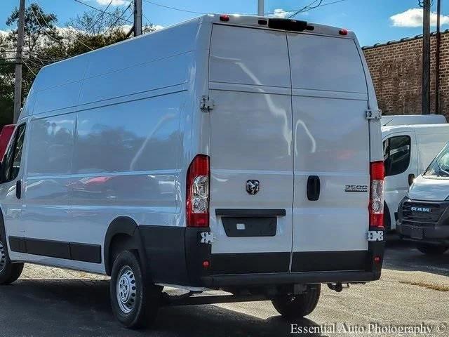 2026 Ram ProMaster Cargo Van Tradesman Super High Roof 159" WB EXT w/Pass Seat