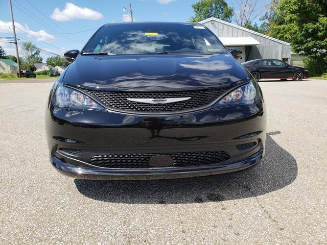 2026 Chrysler Voyager VOYAGER LX