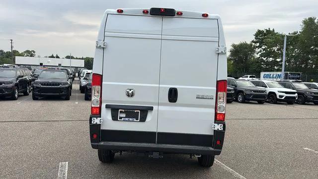 2026 Ram ProMaster Cargo Van SLT High Roof 159" WB