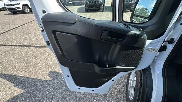 2026 Ram ProMaster Cargo Van SLT High Roof 136" WB