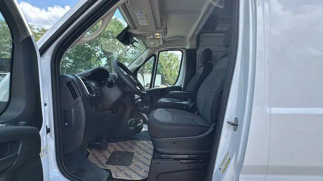 2026 Ram ProMaster Cargo Van SLT High Roof 136 WB