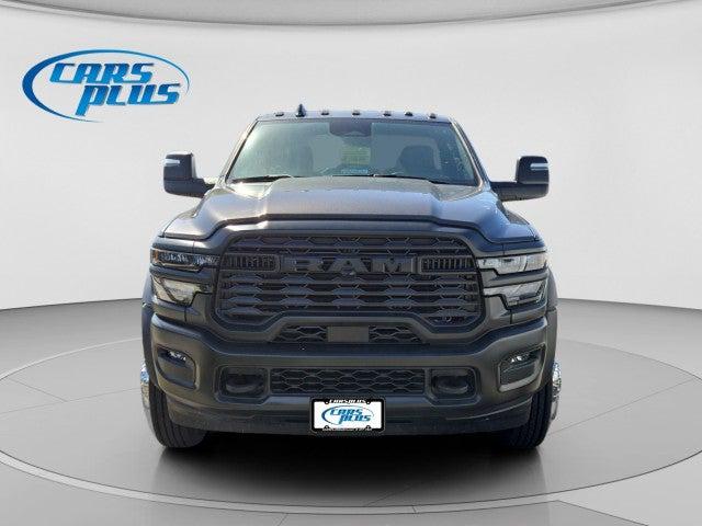 2026 RAM Ram 5500 Chassis Cab RAM 5500 TRADESMAN CHASSIS REGULAR CAB 4X4 108 CA