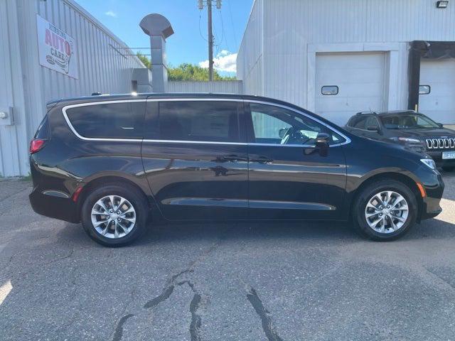 2026 Chrysler Pacifica PACIFICA SELECT AWD 2026 Chrysler Pacifica PACIFICA SELECT AWD