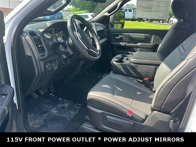 2026 RAM Ram 2500 RAM 2500 TRADESMAN REGULAR CAB 4X4 8 BOX 2026 RAM Ram 2500 RAM 2500 TRADESMAN REGULAR CAB 4X4 8 BOX