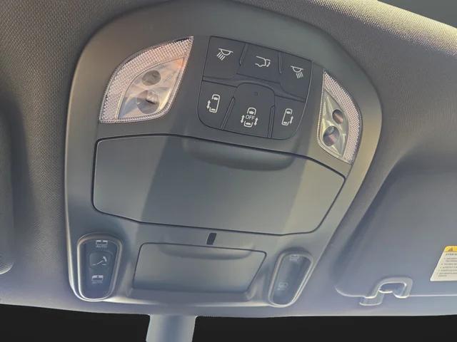 2026 Chrysler Pacifica Limited AWD