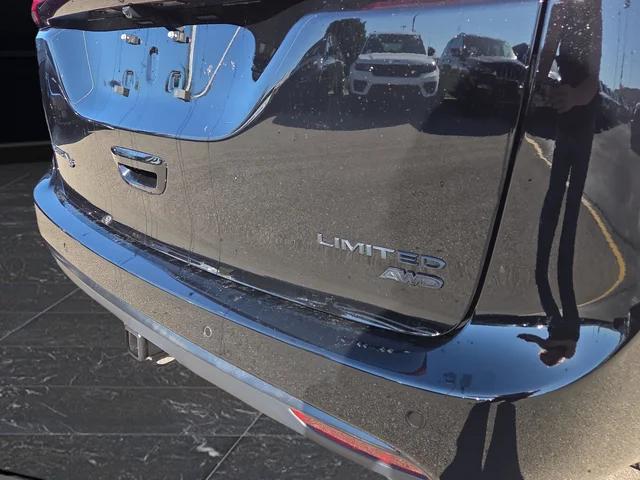 2026 Chrysler Pacifica Limited AWD