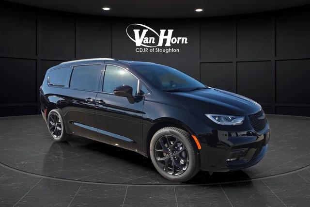 2026 Chrysler Pacifica Limited AWD