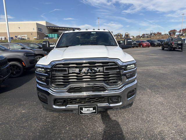2026 RAM Ram 3500 Chassis Cab RAM 3500 TRADESMAN CREW CAB CHASSIS 4X4 60 CA 2026 RAM Ram 3500 Chassis Cab RAM 3500 TRADESMAN CREW CAB CHASSIS 4X4 60 CA
