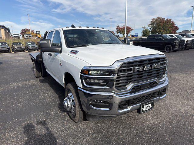 2026 RAM Ram 3500 Chassis Cab RAM 3500 TRADESMAN CREW CAB CHASSIS 4X4 60 CA 2026 RAM Ram 3500 Chassis Cab RAM 3500 TRADESMAN CREW CAB CHASSIS 4X4 60 CA