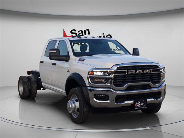 2026 RAM Ram 5500 Chassis Cab RAM 5500 TRADESMAN CHASSIS CREW CAB 4X4 60 CA 2026 RAM Ram 5500 Chassis Cab RAM 5500 TRADESMAN CHASSIS CREW CAB 4X4 60 CA