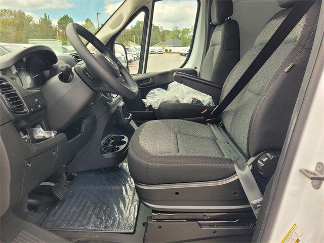 2026 RAM Ram ProMaster RAM PROMASTER 1500 TRADESMAN CARGO VAN LOW ROOF 136 WB