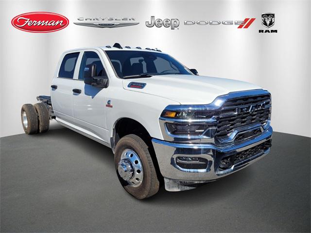 2026 RAM Ram 3500 Chassis Cab RAM 3500 TRADESMAN CREW CAB CHASSIS 4X4 60 CA 2026 RAM Ram 3500 Chassis Cab RAM 3500 TRADESMAN CREW CAB CHASSIS 4X4 60 CA