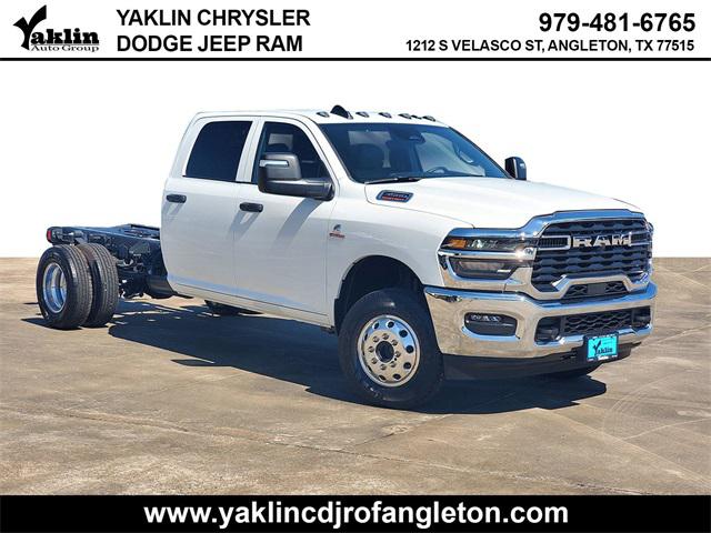 2026 RAM Ram 3500 Chassis Cab RAM 3500 TRADESMAN CREW CAB CHASSIS 4X4 60 CA