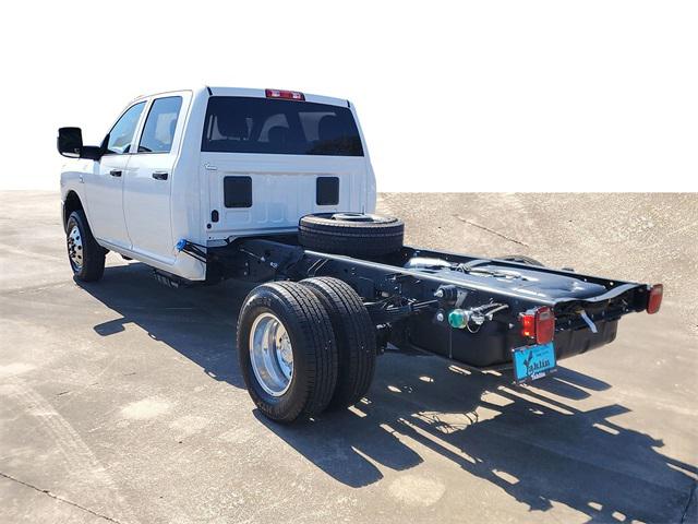 2026 RAM Ram 3500 Chassis Cab RAM 3500 TRADESMAN CREW CAB CHASSIS 4X4 60 CA