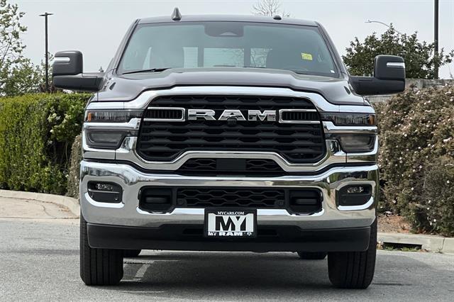 2026 RAM Ram 2500 RAM 2500 TRADESMAN CREW CAB 4X4 64 BOX