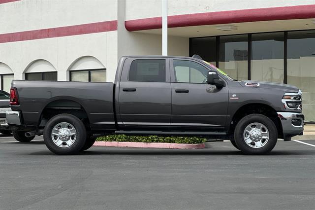 2026 RAM Ram 2500 RAM 2500 TRADESMAN CREW CAB 4X4 64 BOX