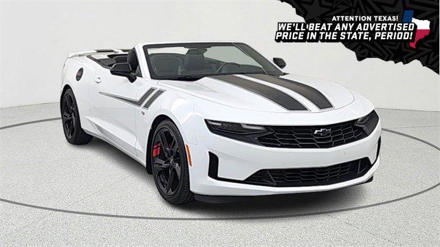 2022 Chevrolet Camaro RWD Convertible 2LT