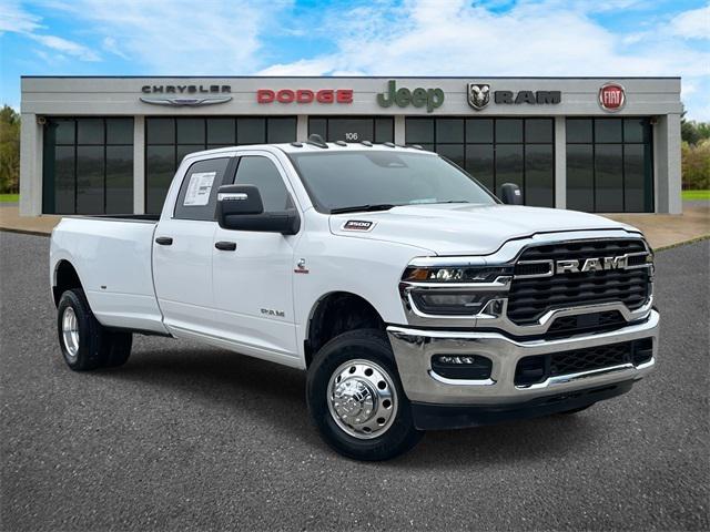 2025 RAM Ram 3500 RAM 3500 BIG HORN CREW CAB 4X4 8 BOX