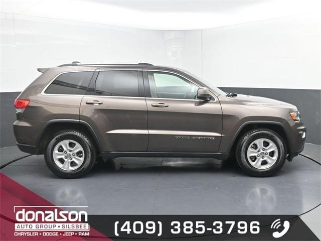 2017 Jeep Grand Cherokee Laredo 4x2