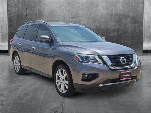 2018 Nissan Pathfinder SL