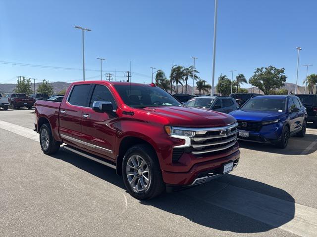 2022 Chevrolet Silverado 1500 4WD Crew Cab Short Bed High Country