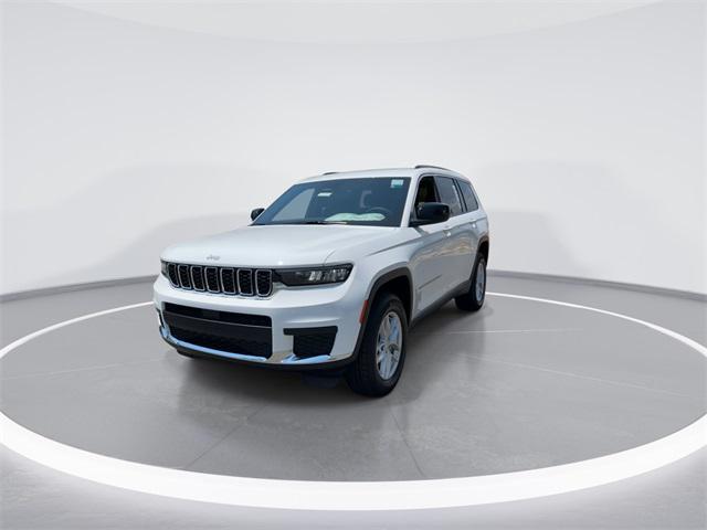 2025 Jeep Grand Cherokee GRAND CHEROKEE L LAREDO 4X2