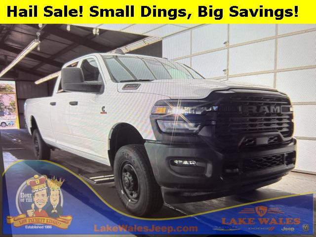 2025 RAM 2500 Tradesman Crew Cab 4x4 8 Box