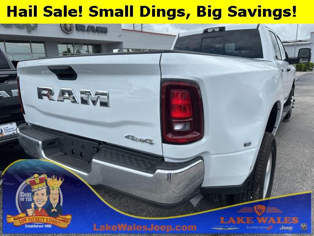 2025 RAM 3500 Tradesman Crew Cab 4x4 8 Box