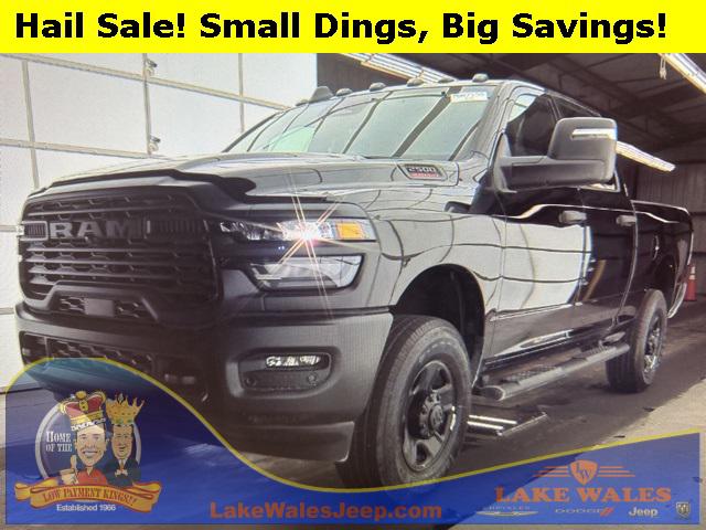 2025 RAM 2500 Tradesman Crew Cab 4x4 64 Box