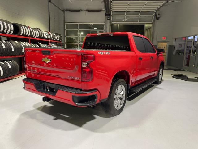 2024 Chevrolet Silverado 1500 4WD Crew Cab Short Bed Custom