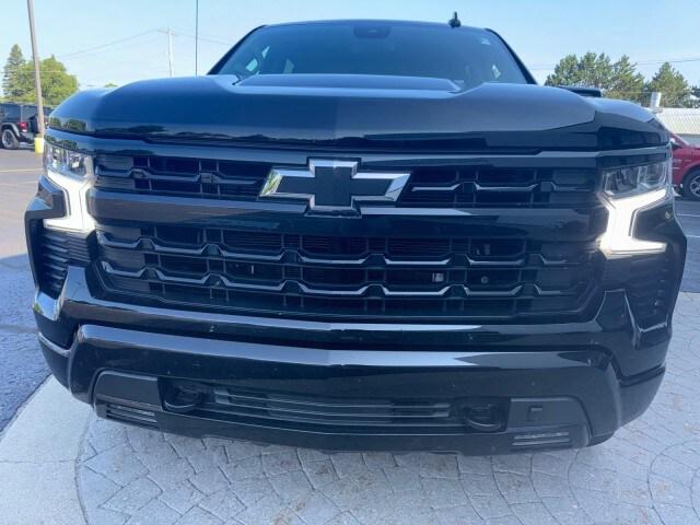 2022 Chevrolet Silverado 1500 4WD Crew Cab Short Bed RST