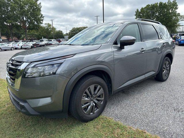 2024 Nissan Pathfinder SV FWD
