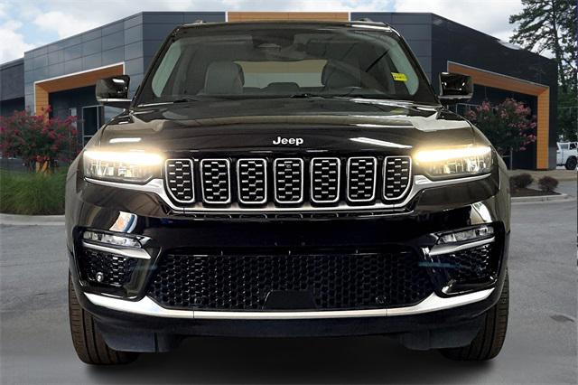 2022 Jeep Grand Cherokee Summit 4x2
