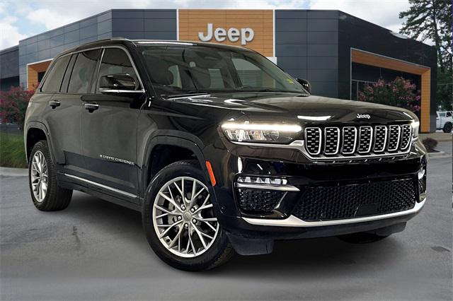 2022 Jeep Grand Cherokee Summit 4x2