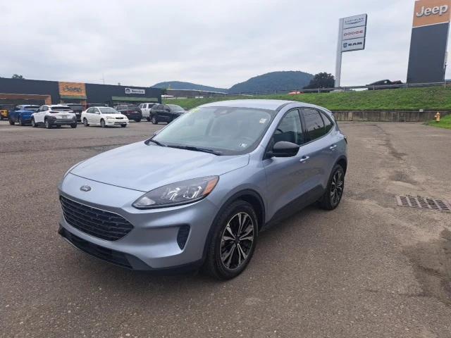2022 Ford Escape SE Hybrid