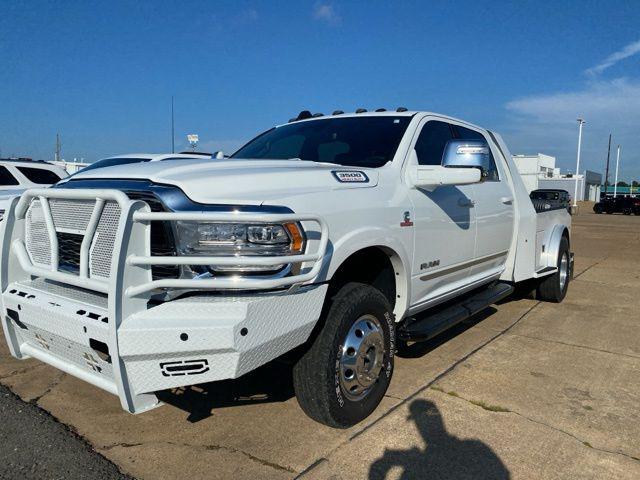 2024 RAM 3500 Limited Crew Cab 4x4 8 Box