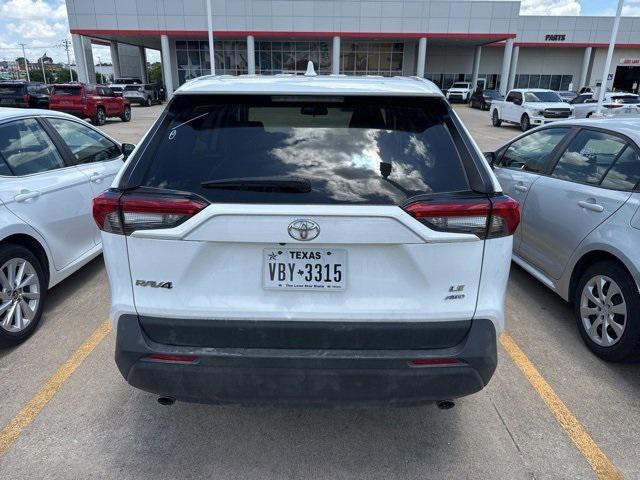 2024 Toyota RAV4 LE