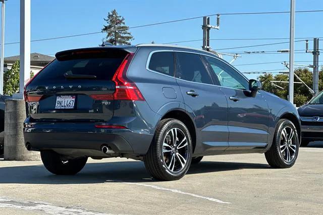 2020 Volvo XC60 Hybrid T8 Momentum
