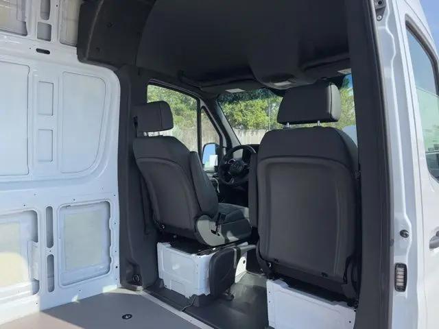 2025 Mercedes-Benz Sprinter 2500 Standard Roof 4-Cyl Diesel