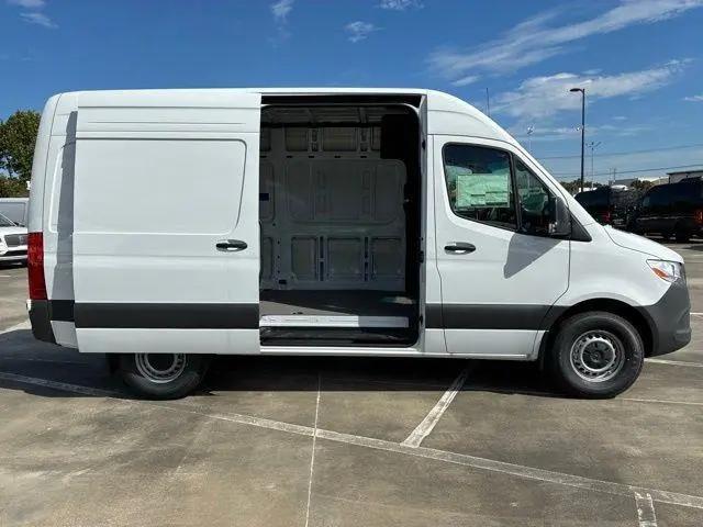 2025 Mercedes-Benz Sprinter 2500 Standard Roof 4-Cyl Diesel
