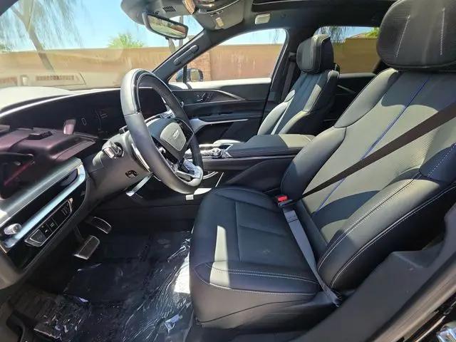 2026 Cadillac iQ V-Series w/1SV