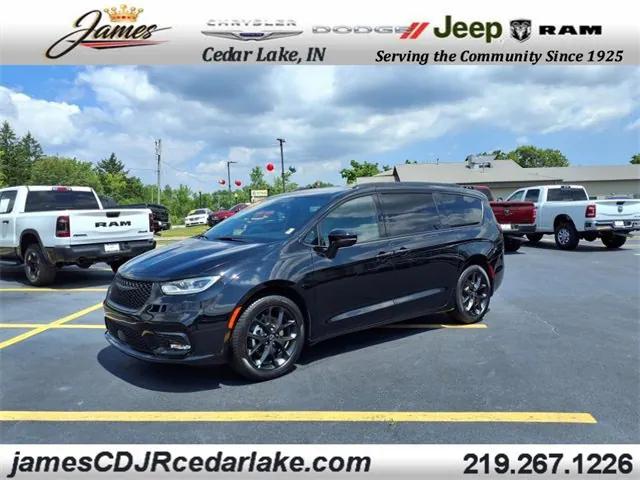 2025 Chrysler Pacifica Limited