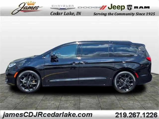 2025 Chrysler Pacifica Limited