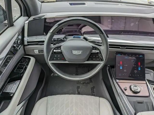 2025 Cadillac Escalade Luxury 1 AWD