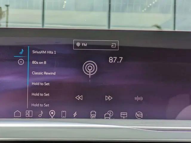 2025 Cadillac Escalade Luxury 1 AWD