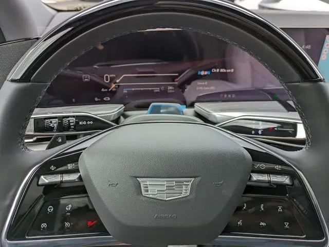 2025 Cadillac Escalade Luxury 1 AWD