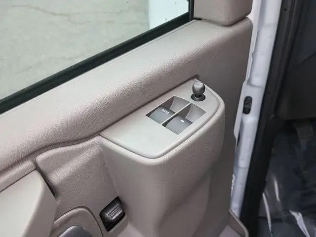 2025 GMC Savana Cutaway Work Van