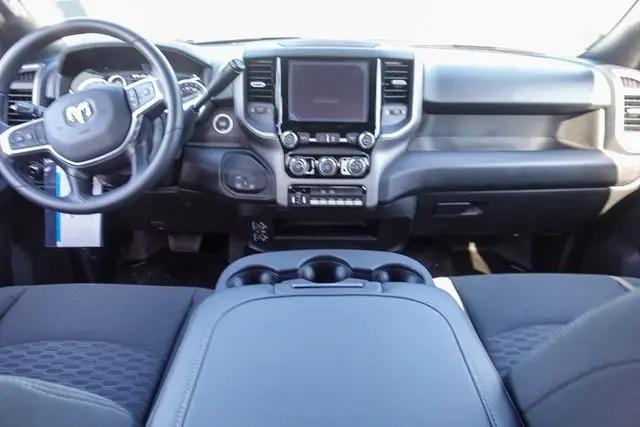 2025 Ram 5500 Tradesman/Big Horn