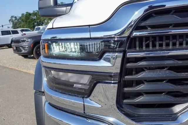 2025 Ram 5500 Tradesman/Big Horn